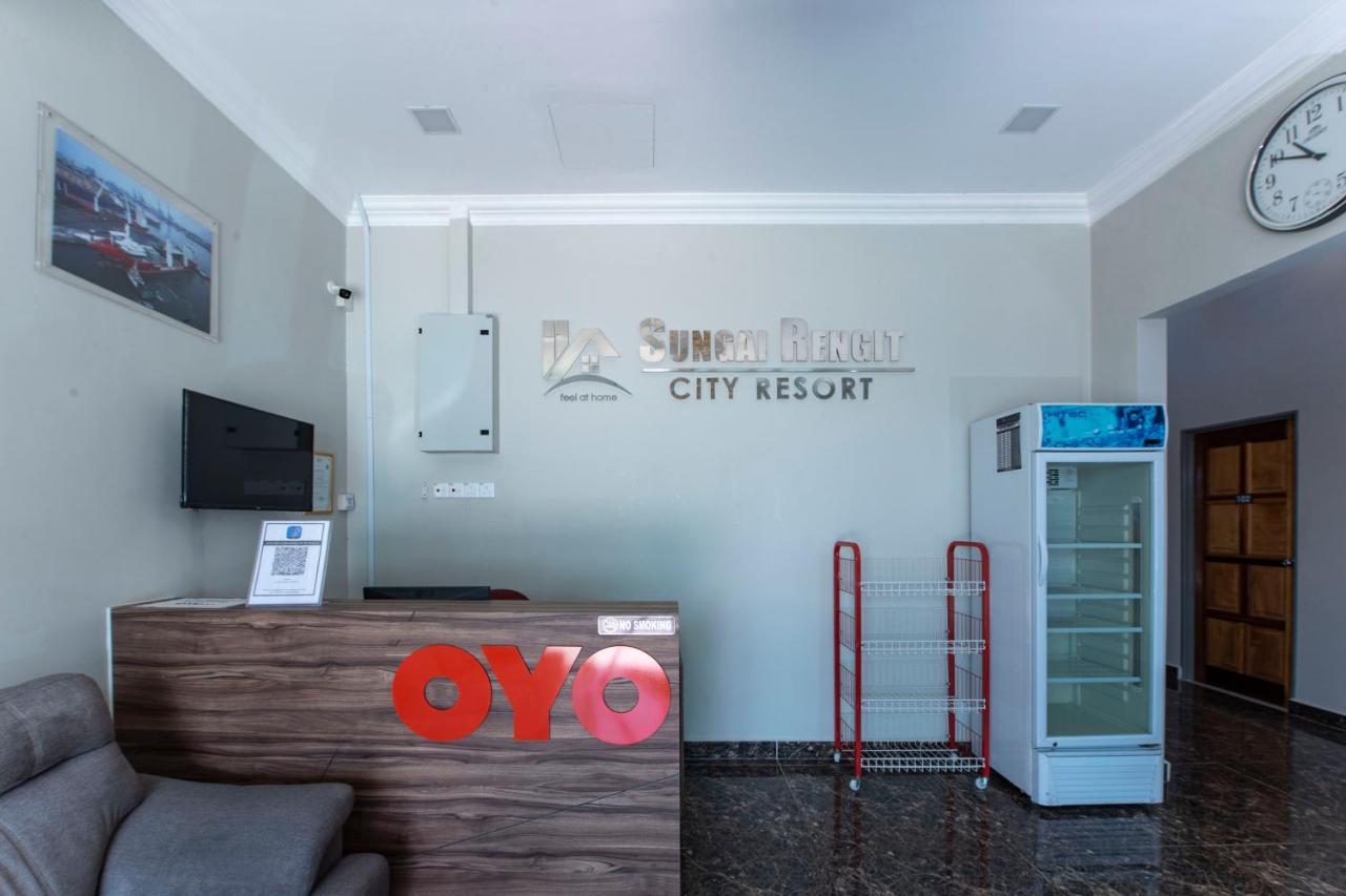 Oyo 90234 Sungai Rengit City Resort 2 Kampung Sungai Rengit Buitenkant foto