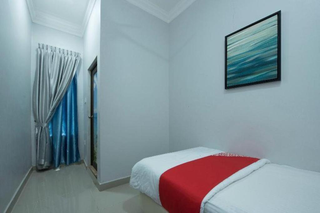 Oyo 90234 Sungai Rengit City Resort 2 Kampung Sungai Rengit Buitenkant foto
